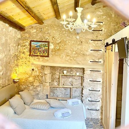 Casa Rurale Noto Antica Apartment Luaran gambar