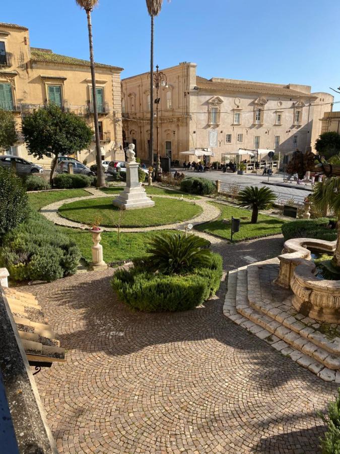 Casa Rurale Noto Antica Apartment Luaran gambar