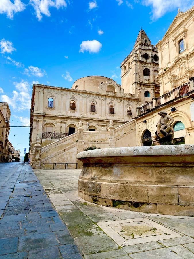 Casa Rurale Noto Antica Apartment Luaran gambar